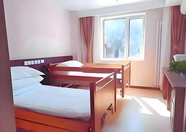 极品抽风腹黑女：恋上恶男